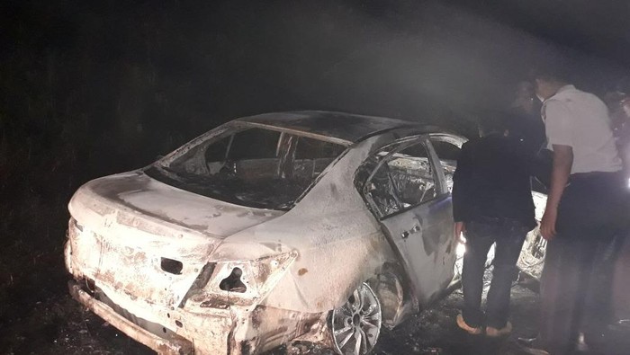 Tahun Baru di Prancis, Ribuan Mobil Dibakar