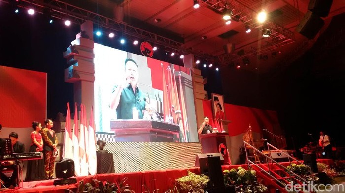 Golkar Resmi Dukung Ridwan Kamil, Siapa yang Akan Diusung PDIP?