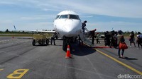 Bandara yang berlokasi di kecamatan Siborong-Borong, Tapanuli Utara, akan melaksanakan penerbangan internasional perdananya dengan rute Singapura-Silangit-Singapura.