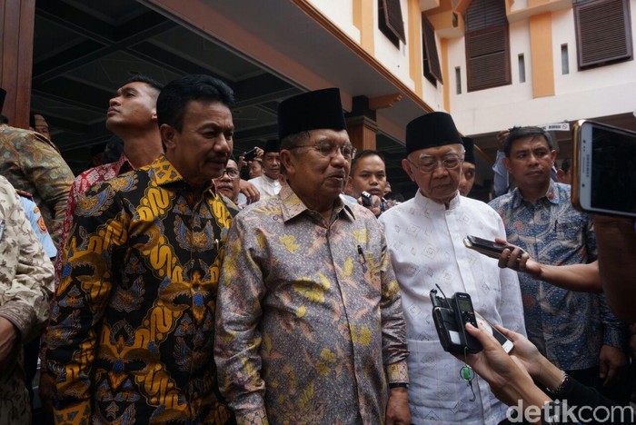 Kunjungi Gus Solah, JK Cerita Perkembangan Islam di Kazakhstan