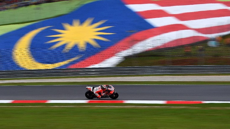 Konfirmasi Ducati soal Bantuan Lorenzo untuk Dovizioso Konfirmasi Ducati soal Bantuan Lorenzo untuk Dovizioso