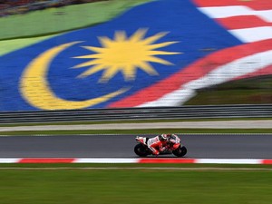 Konfirmasi Ducati soal Bantuan Lorenzo untuk Dovizioso