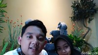 Imron juga membantu untuk mengecek kelengkapan berkas wara ketika ada yang ingin mengurus KTP, kartu keluarga (KK). Imron yang telah bekerja di kelurahan sejak 2015 mengatakan, dia bekerja dengan ikhlas. Foto: dok. Pribadi