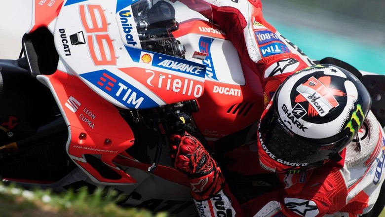 Finis Kedua Tetap Oke untuk Lorenzo Finis Kedua Tetap Oke untuk Lorenzo