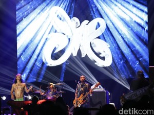 Slank Rayakan HUT ke-34 di Big Bang Jakarta