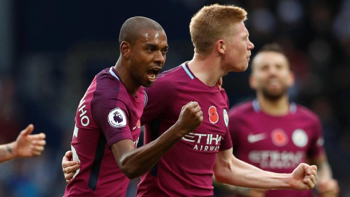 Fernandinho merayakan golnya ke gawang West Bromwich Albion (Andrew Boyers/Action Images via Reuters)