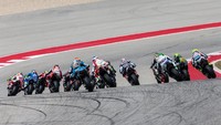 Sirkuit ini memiliki keunikan dalam hal ketinggian. Dalam trek lurus misalnya jika ditotal sekitar 41 meter perubahan ketinggian di sirkuit COTA, setara dengan ketinggian bangungan 11 gudang. Demikian catatan dari trek MotoGP dari Red Bull. Foto: Red Bull