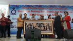 Momen Anies Resmikan Gereja Semper: Nyanyi Hingga Diberi Kain Ulos