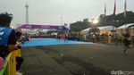 Berpeluh, Aksi Sandiaga Lari 21 Km di Jakarta Marathon 2017