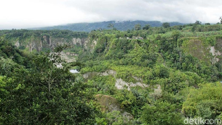 Taman Panorama Taman di Bukittinggi