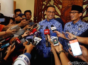 Anies akan Hapus Larangan Sepeda Motor di Sudirman-Thamrin
