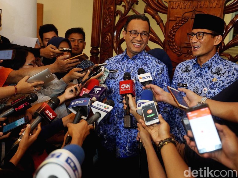 Bertemu Menhub, Anies-Sandi akan Bahas TOD hingga ERP Bertemu Menhub, Anies-Sandi akan Bahas TOD hingga ERP