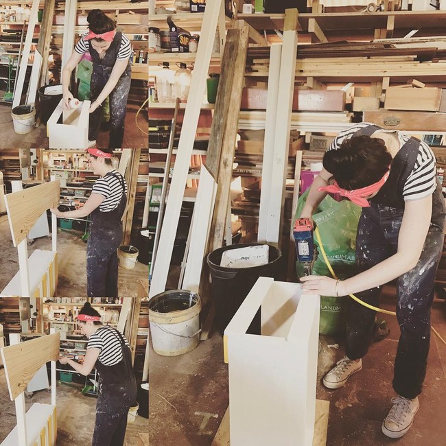 Selama lima bulan, wanita asal Victoria ini bekerja tanpa kenal lelah membangun rumah yang nyaman meskipun berukuran kecil. Foto: Instagram