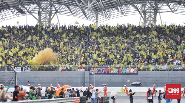 Marc Marquez kecewa dengan perilaku suporter Valentino Rossi.