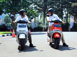Rancangan Perpres Kendaraan Listrik Tinggal Diteken Jokowi