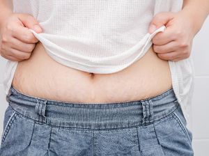 5 Cara Alami Menyamarkan Stretch Mark yang Mengganggu