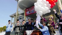 Pelepasan balon sebagai tanda Pangkalpinang Kota Tertib Berbahasa.