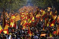 Demo Pro-Persatuan Spanyol Digelar Usai  Deklarasi Catalonia