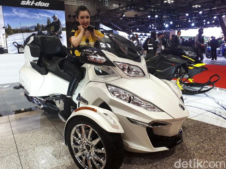 Si Cantik di Tokyo Motor Show
