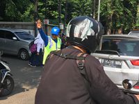 Aksi Supeltas mengatur lalu lintas