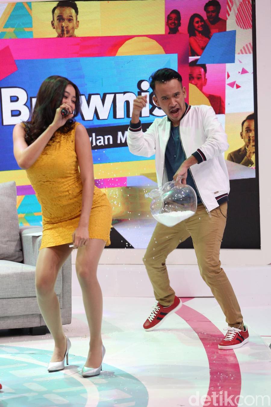 Saat Ruben Onsu Digoyang Pamela Duo Serigala Foto 3 Saat Ruben Onsu Digoyang Pamela Duo Serigala Foto 3