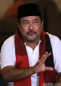 Rano Karno pemeran dan sutradara 'Si Doel The Movie'. 
