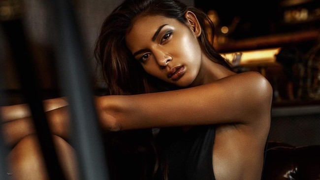 Model asal Thailand ini bernama Nathachat Hana. Meski dia seorang transgender namun dia cukup sukses berkarier di dunia modelling.  Foto: ist.