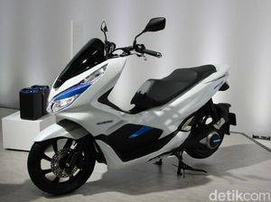 Honda Akan Sediakan Vending Machine untuk Baterai Motor Listrik
