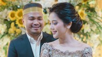 Tistha Nurma dan Afif Kalla saat momen lamaran. Foto: Dok. Instargam