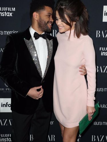 The Weeknd Kencan dengan Mantan Justin Bieber, Aksi Balas Dendam?