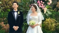 Pada Oktober 2017 lalu, Song Couple (julukan keduanya) resmi menikah. Dok. Instagram/4ever_kikyo