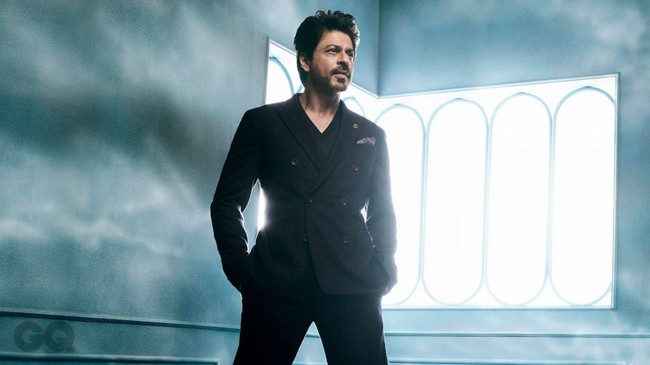 Shah Rukh Khan masih disibukkan dengan segenap rutinitasnya di industri hiburan. Setiap tahunnya ia tak pernah absen untuk membintangi film sebut saja My Name is Khan pada 2010, Ra.one pada 2011, Jab Tak Hai Jaan pada 2012, Chennai Express yang tayang pada 2013 hingga film Jab Harry Met Sejal yang tayang pada 2017 ini. Foto: Istimewa