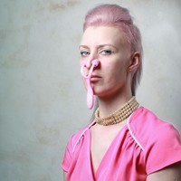 Penjepit hidung ini tampak lebih manusiawi dari yang sebelumnya. Foto: Evija Laivina