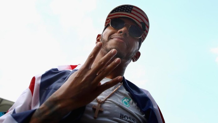 Hamilton Santai soal Kontrak, Begitu Juga Mercedes