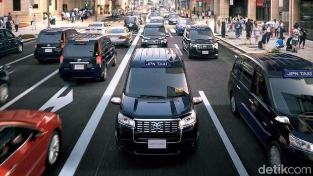Mencoba Jadi Penumpang JPN Taxi, Black Cab-nya Jepang