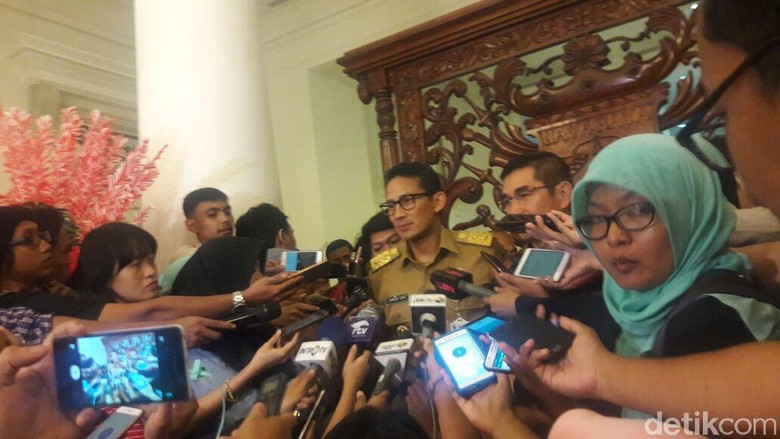 Sandi: Saya Usul, Pegawai Alexis Ber-KTP DKI Bisa Ikut Sandi: Saya Usul, Pegawai Alexis Ber-KTP DKI Bisa Ikut