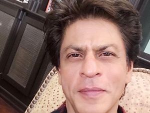 Shah Rukh Khan Puji Parodi Bikinan YouTuber Indonesia