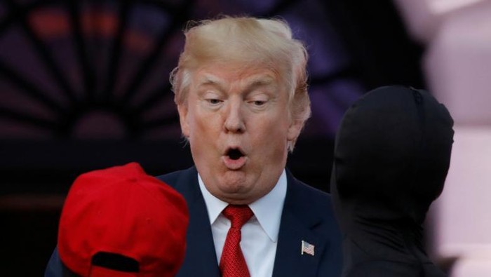Ups! Akun @realDonaldTrump Sempat Dinonaktifkan Pegawai Twitter