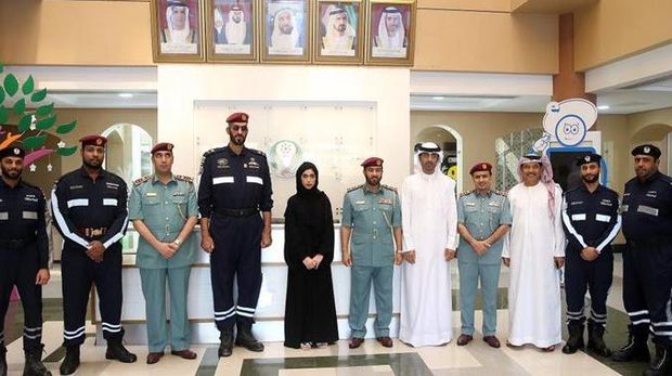 Penghargaan untuk Jawaher Saif Al Kumaiti. 