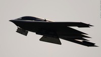 Pesawat Spirit B-2 dari Pangkalan Udara Whiteman melakukan misi jarak jauh ke area yang menjadi tanggung jawab Komando Pasifik akhir pekan ini, demikian pernyataan Komando Strategis AS, seperti dilansir media Inggris, Daily Star. Foto: Getty Images