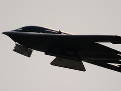 Ini Pesawat Pengebom B-2 Amerika Penghancur Situs Nuklir Iran