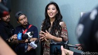 Ia pun bercerita keikutsertaannya di Wushu Tradisional kejuaraan Road to Asian Games 2018.