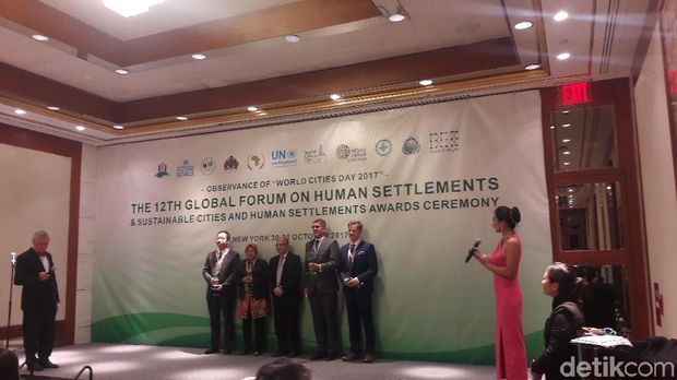 Bersama Mannheim, Surabaya Raih Penghargaan Global Green City