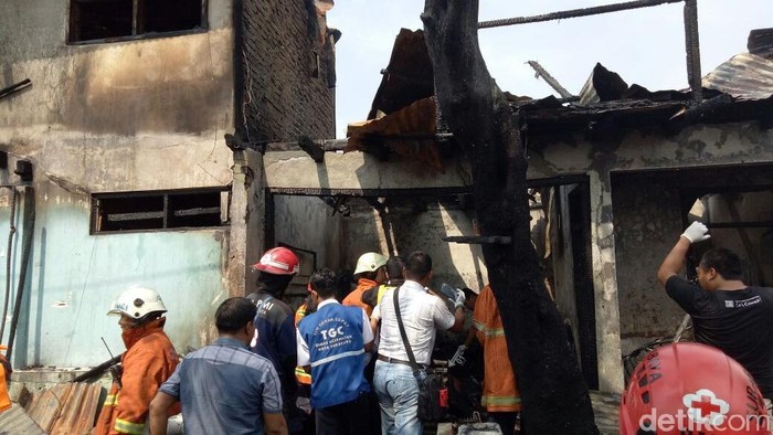 Kebakaran di Jambangan Dipicu Percikan Api dari Kompresor