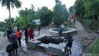 Pengunjung bisa cuci muka dan meminum langsung air sumur (Syanti/detikTravel)