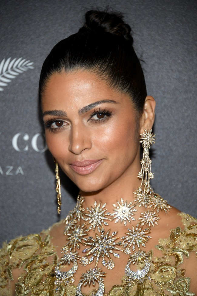 Aku adalah tipikal wanita yang mudah beradaptasi. Aku juga bekerja keras, kata Alves tentang tips suksesnya. Foto: Getty Images