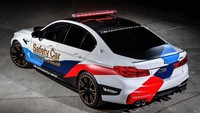 Mampu menghasilkan tenaga hingga 600 HP, mobil ini mampu melesat dari 0 ke 100 km/jam hanya dalam 3,4 detik. (netcarshow)