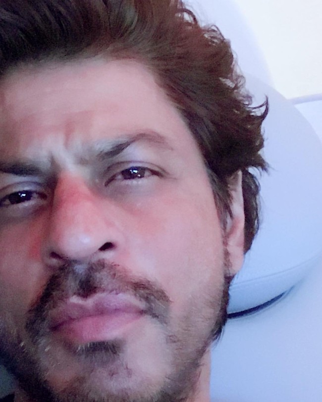 Dijuluki King of Bollywood atau King Khan, aktor kelahiran 1965 ini telah tampil dalam lebih dari 80 film Bollywood dan meraih sejumlah penghargaan. Foto: Instagram