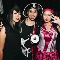 Vidi Aldiano mengenakan kostum bajak laut. Foto: Dok. Instagram