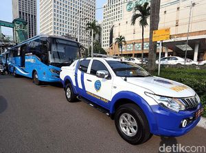 Foto Uji Coba TransJ Premium Bogor-Jakarta Dikawal Patwal BPTJ